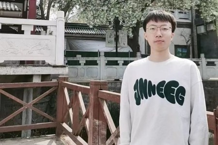 1686619659025002652.jpg 杨帆_副本.jpg