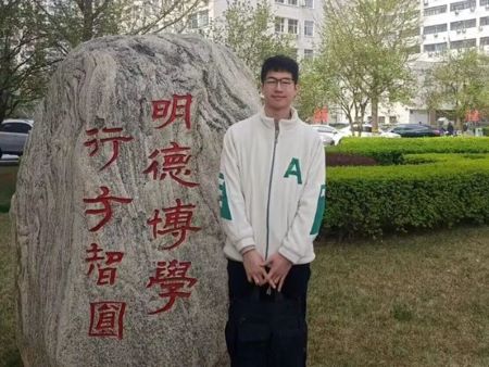 1696842656320078694.jpg 冯建业1.jpg